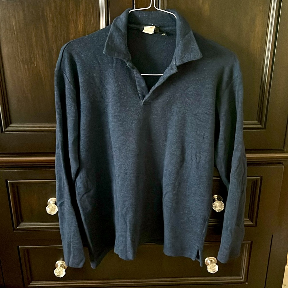 Barneys New York sweater sz L